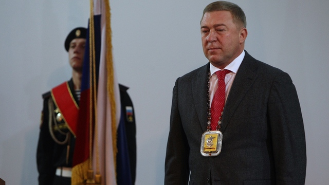 Скромно и в маленьком зале: Александр Ярошук в третий раз вступил в должность главы Калининграда