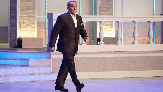 Александр Масляков останется ведущим КВН