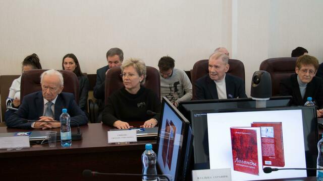 Рыбак, лингвист, митрополит: Кропоткин выпустил книгу о выдающихся калининградцах