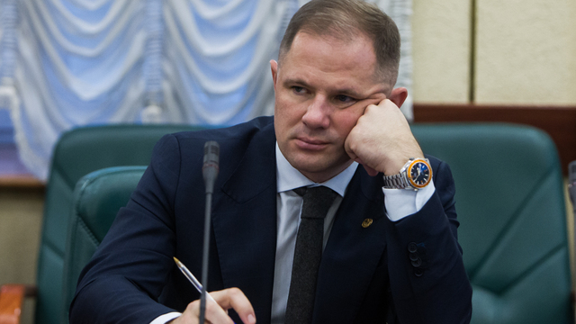 Генне: На Нижнем озере делают ремонт, чтобы во время ЧМ там никто не провалился