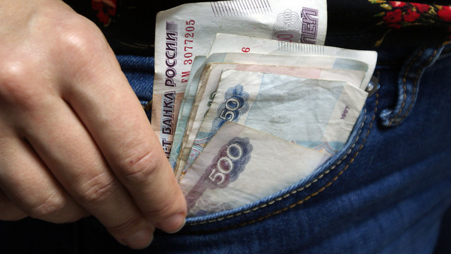 Госдума приняла закон о повышении МРОТ до прожиточного минимума