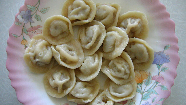 Есть ли мясо в пельменях: 