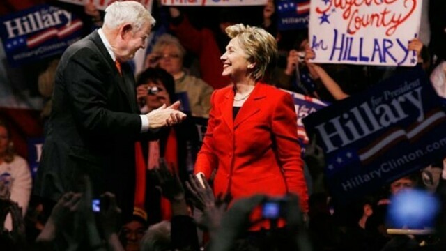 Трамп предложил расследовать связи семьи Клинтон с Россией 