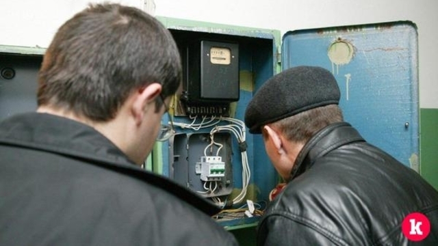 Алиханов: В течение нескольких месяцев решим проблему жителей, четыре года ждущих подключения к электросетям