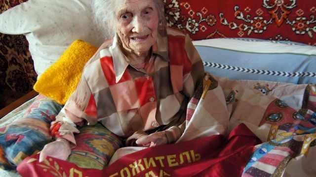Старейшая 106-летняя жительница Калининградской области поделилась рецептом долголетия