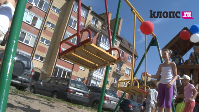 В Гвардейске обустроили 12 детских площадок 