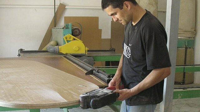 Мебельный завод в Черняховске сокращает персонал из-за недостатка электроэнергии