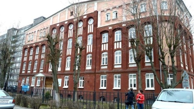 Прокуратура обязала администрацию Калининграда привести в порядок здание детской школы искусств на Эпроновской