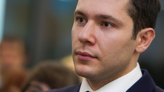 Алиханов попросил министров не воспринимать его 