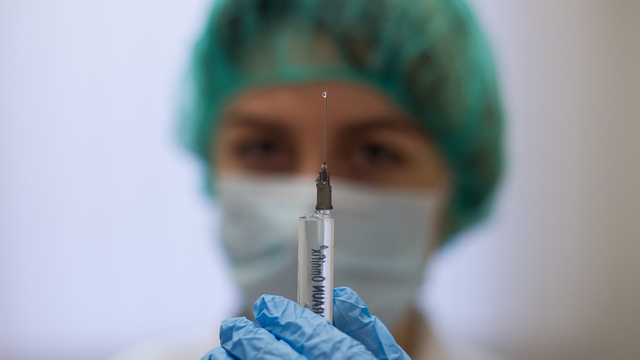 Роспотребнадзор: целевой показатель в 75% по вакцинации против гриппа не достигнут