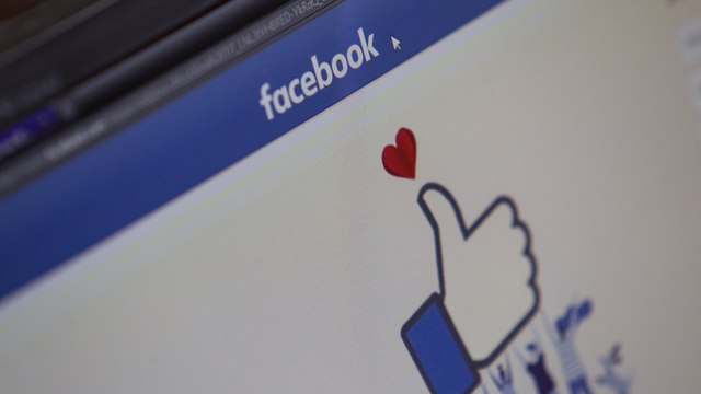 Facebook представил собственную игровую платформу Gameroom
