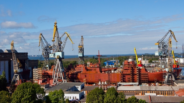 Прибалтийский судостроительный завод 