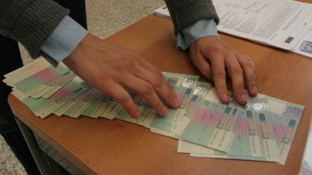 В ОАЭ начали выдавать визы россиянам на погранпунктах 