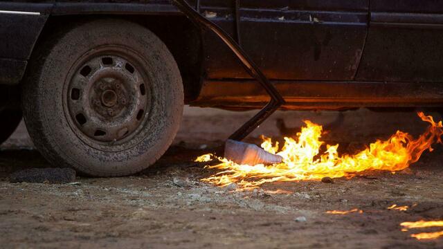 В Советске пожар уничтожил легковой автомобиль 