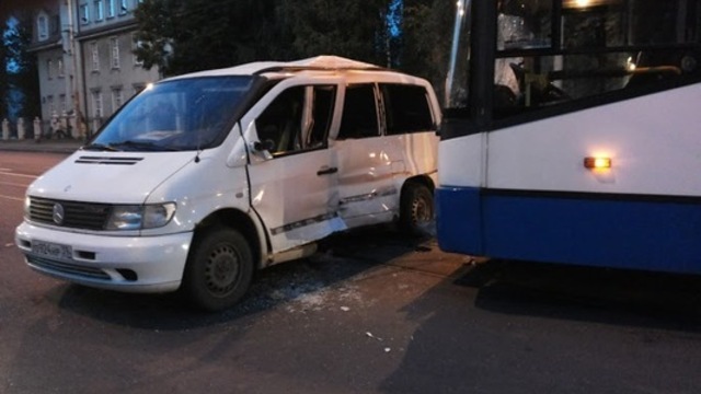 Начался суд над отцом девочки, ставшей инвалидом из-за аварии с участием автобуса 