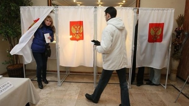 Центризбирком предлагает выдавать открепительные удостоверения через портал госуслуг