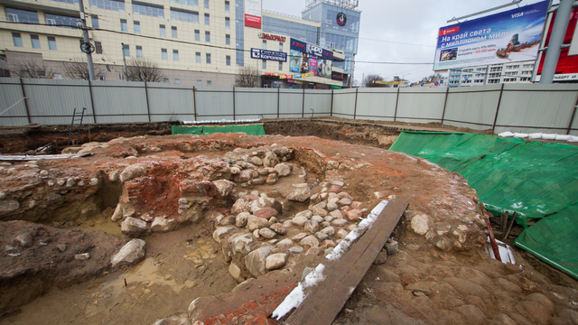 Археологи рассказали о находках на месте раскопок Королевского замка