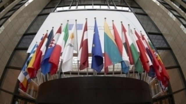 Spiegel: политики Германии требуют ввести новые антироссийские санкции