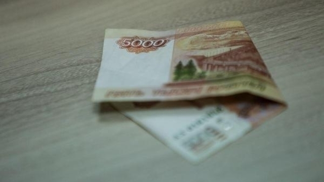 Минтруд планирует создать фонд для погашения долгов по зарплате сотрудникам фирм-банкротов