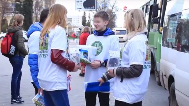 По старой схеме: в калининградских автобусах вновь появились подростки, собирающие 