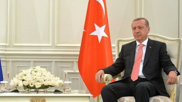 Эрдоган обвинил Меркель в покровительстве террористам 