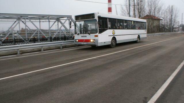 Ярошук пригрозил  расторгнуть контракт с компанией, строящей эстакаду для коммуникаций вдоль моста на Суворова