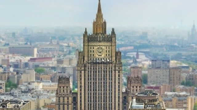 МИД порекомендовал россиянам быть осторожными за рубежом во Всемирный день гнева