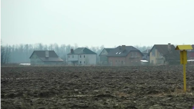 Жители пос. Малое Луговое пытаются через суд спасти свои дома от сноса 