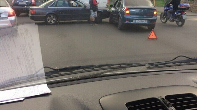 Из-за ДТП на ул. Невского образовалась двухкилометровая пробка (фото)