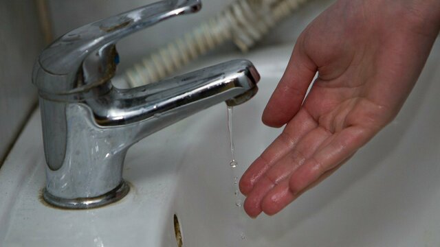 На шести улицах Калининграда в четверг нет воды из-за ремонта на водоводе