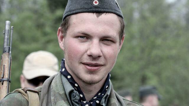 Сельского учителя, занимающегося военной реконструкцией, обвинили в 