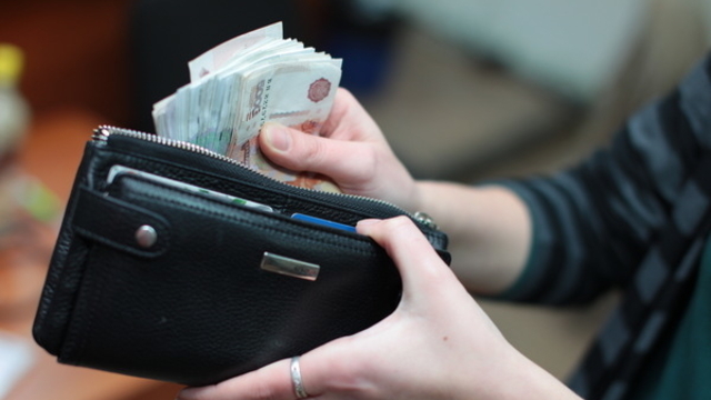 В России предложили ограничить расчёты наличными 