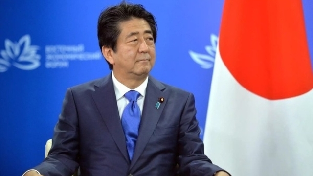 Больше половины японцев негативно оценили переговоры Синдзо Абэ с Путиным