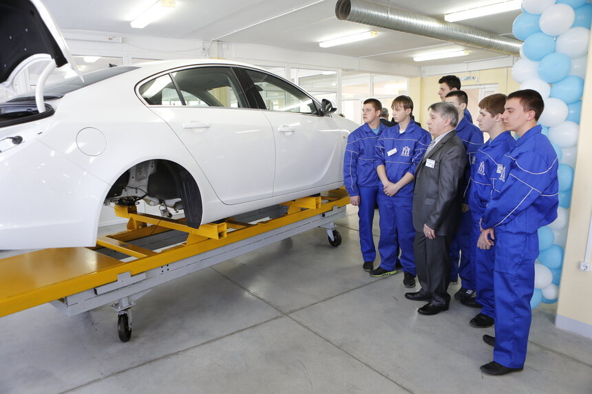 Кадры для АВТОТОРа начнут готовить уже со школы - Новости Калининграда