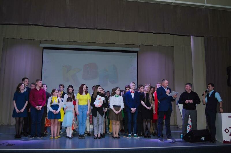 "Главное, что никто не плакал": состоялось открытие пятого, юбилейного, сезона Гурьевской лиги КВН - Новости Калининграда