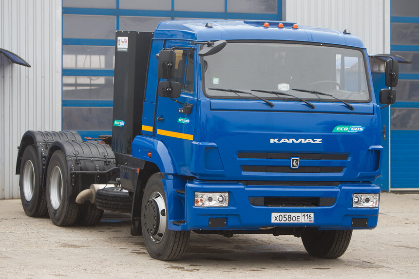 В Калининград приехал первый в регионе газовый KAMAZ - Новости Калининграда