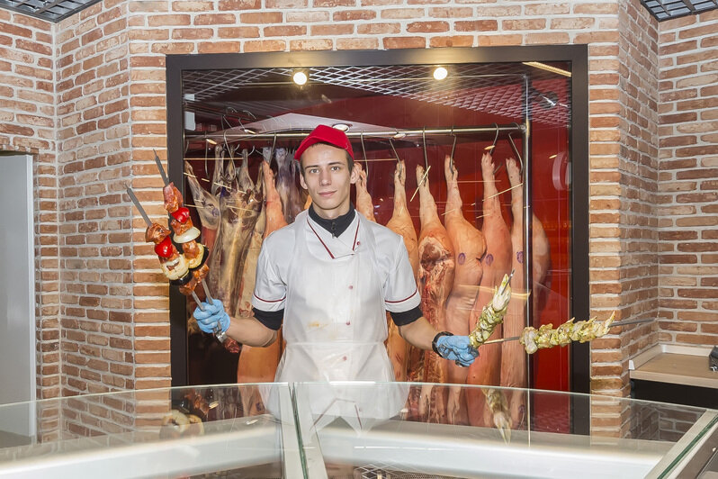 Свежие продукты, готовая еда и товары для дома на двух тысячах квадратных метров: в Калининграде открылся гипермаркет Interspar - Новости Калининграда