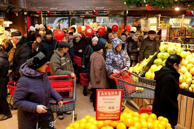 &lt;div&gt;
	&lt;div&gt;
		Сеть магазиновмеждународного бренда порадовала калининградцев подарками, открыв&amp;nbsp; за две предновогодние недели сразу четыре супермаркета.&amp;nbsp;&lt;/div&gt;
&lt;/div&gt;
&lt;div&gt;
	&amp;nbsp;&lt;/div&gt;
