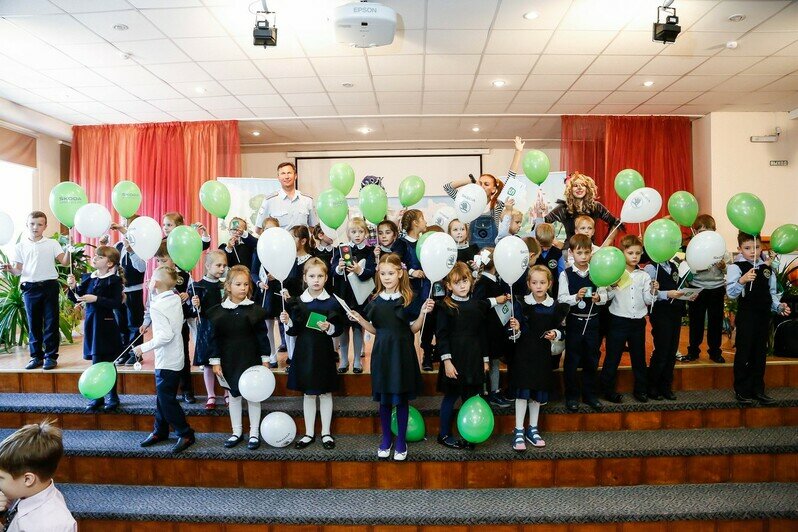 ŠKODA для детей: ОТТО КАР провёл в Калининграде уроки безопасности для школьников - Новости Калининграда