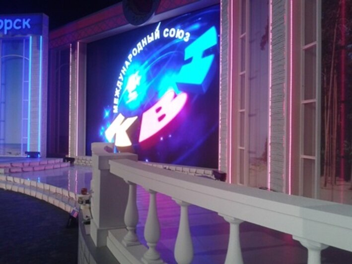 Калининградская компания "ДСВ Транспорт" выступила партнером "Голосящего КиВиНа" - Новости Калининграда