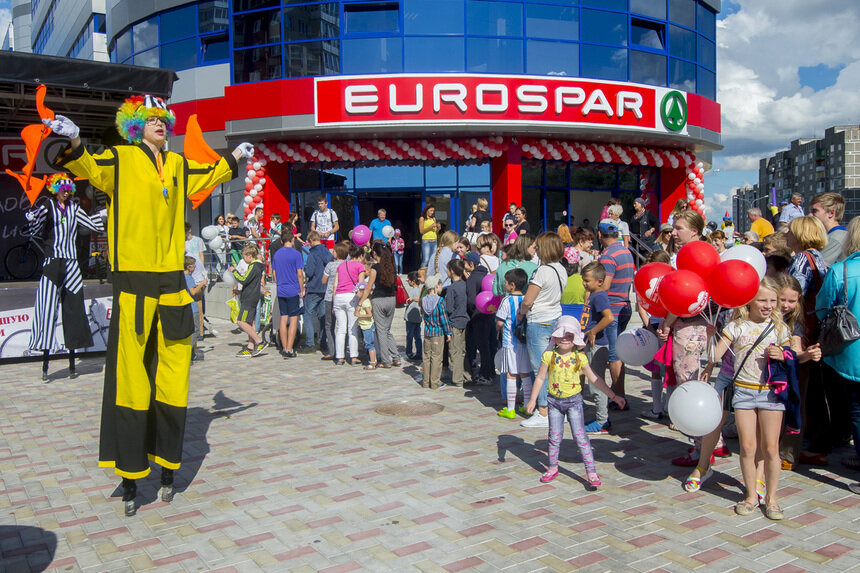 Бесплатные сладости, щедрые подарки и шоу мыльных пузырей: новый EUROSPAR открылся на Сельме - Новости Калининграда
