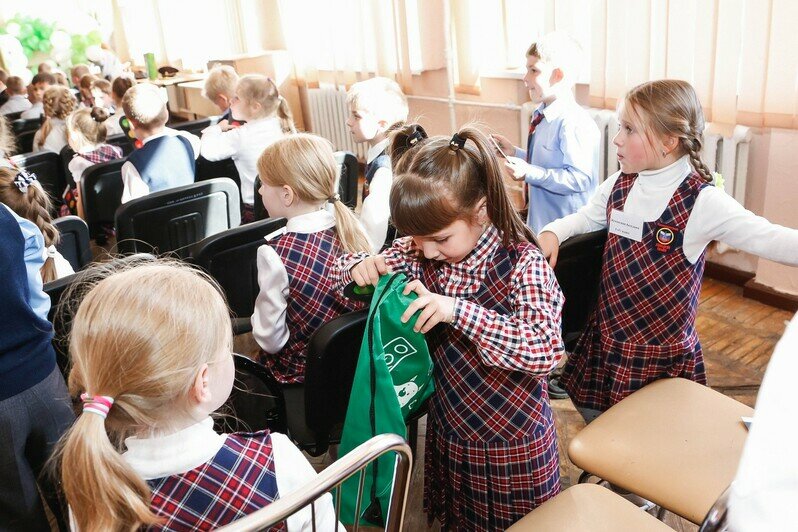 ŠKODA для детей: ОТТО КАР провёл в Калининграде уроки безопасности для школьников - Новости Калининграда