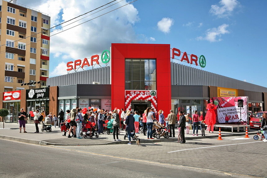 Гриль, сладкие угощения и научное шоу: новый супермаркет SPAR открылся на ул. Аксакова, 125 - Новости Калининграда