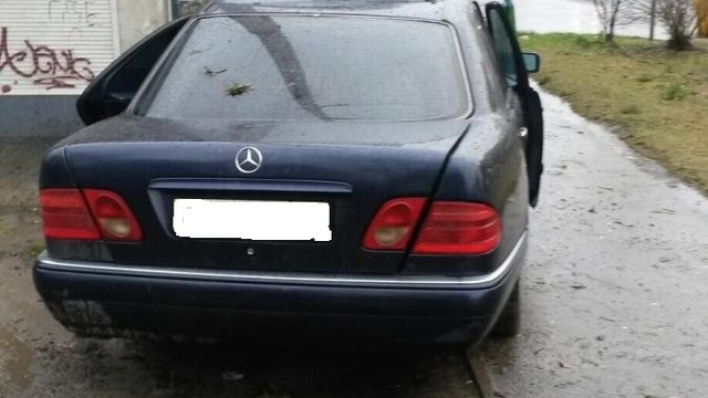 В ДТП на пр. Победы, где Mercedes врезался в столб, пострадал 14-летний пассажир