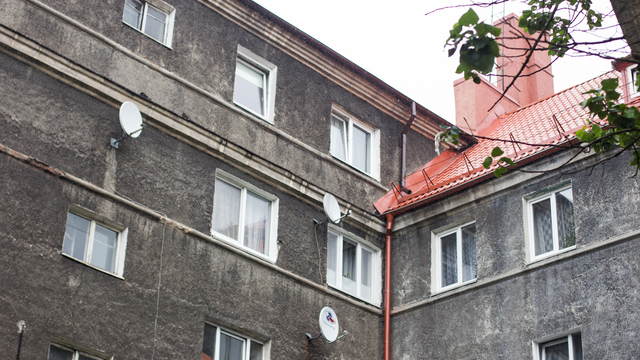 В Калининграде за сутки из окон выпали двое пьяных мужчин