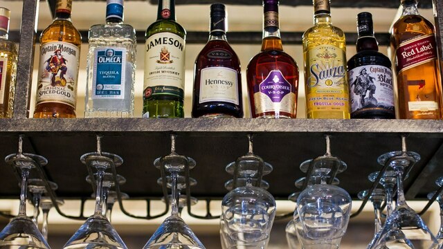 На этикетках спиртных напитков предложили размещать 