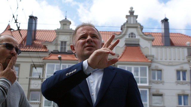 Генне: Я запрещал рисовать на фасадах детсадов радугу и бегемотов 