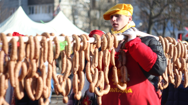 Для гастрономического фестиваля в Калининграде приготовят колбасу весом 130 кг