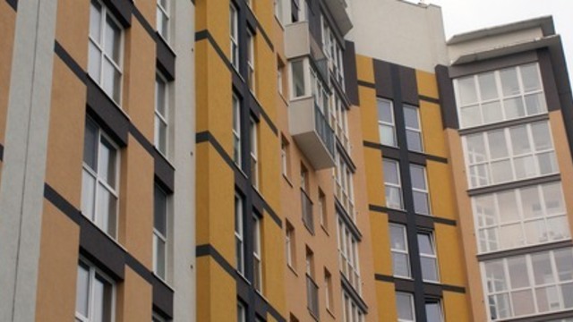 В Калининграде пьяная студентка пыталась прыгнуть с десятого этажа