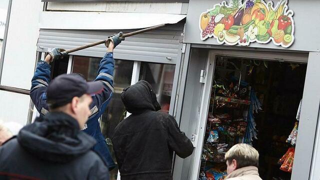 Иск калининградки, у которой снесли овощную палатку на Северном вокзале, рассмотрят в суде